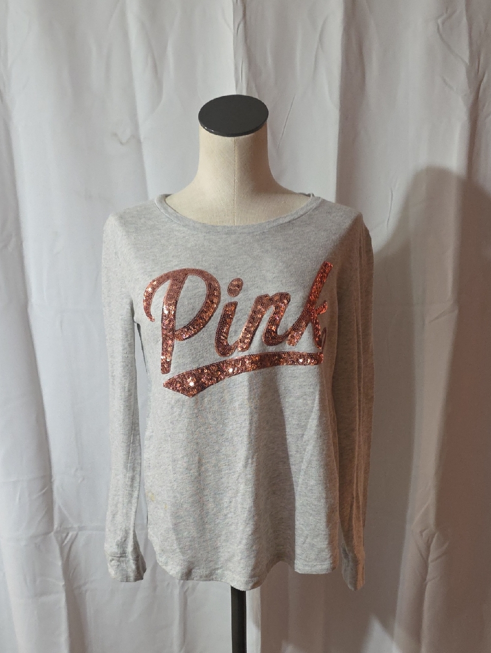 PINK Victoria's Secret Light Gray Long Sleeve Tee with Rose Gold Sequin Logo